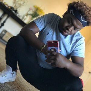 Meet your Posher, Adrian